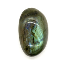 Load image into Gallery viewer, Labradorite Meditation Chakra Stone