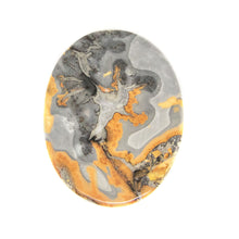 Load image into Gallery viewer, Maligano Jasper Pocket Stone